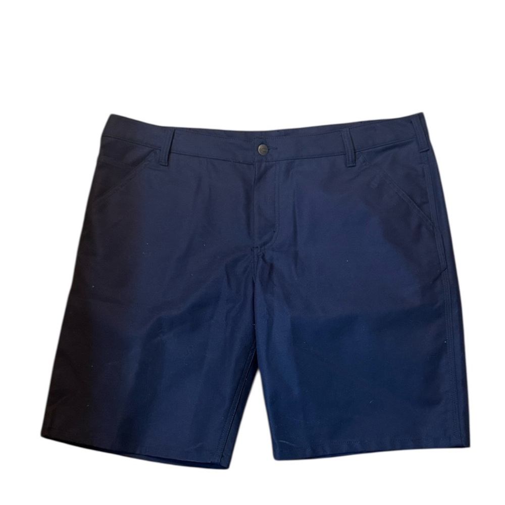 Carhartt Woman's Original Fit Dark Blue Flat Front Shorts‎ Size 18